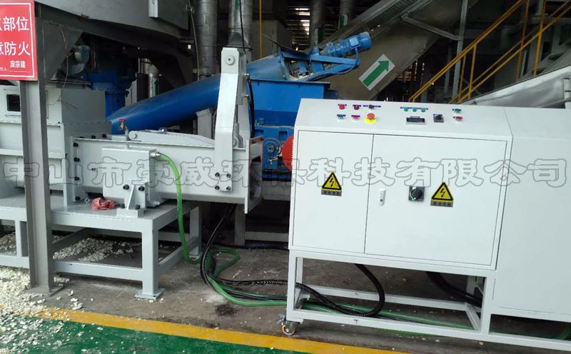 聚氨酯泡沫壓實(shí)機(jī)生產(chǎn)線 聚氨酯泡沫壓實(shí)機(jī)生產(chǎn)線